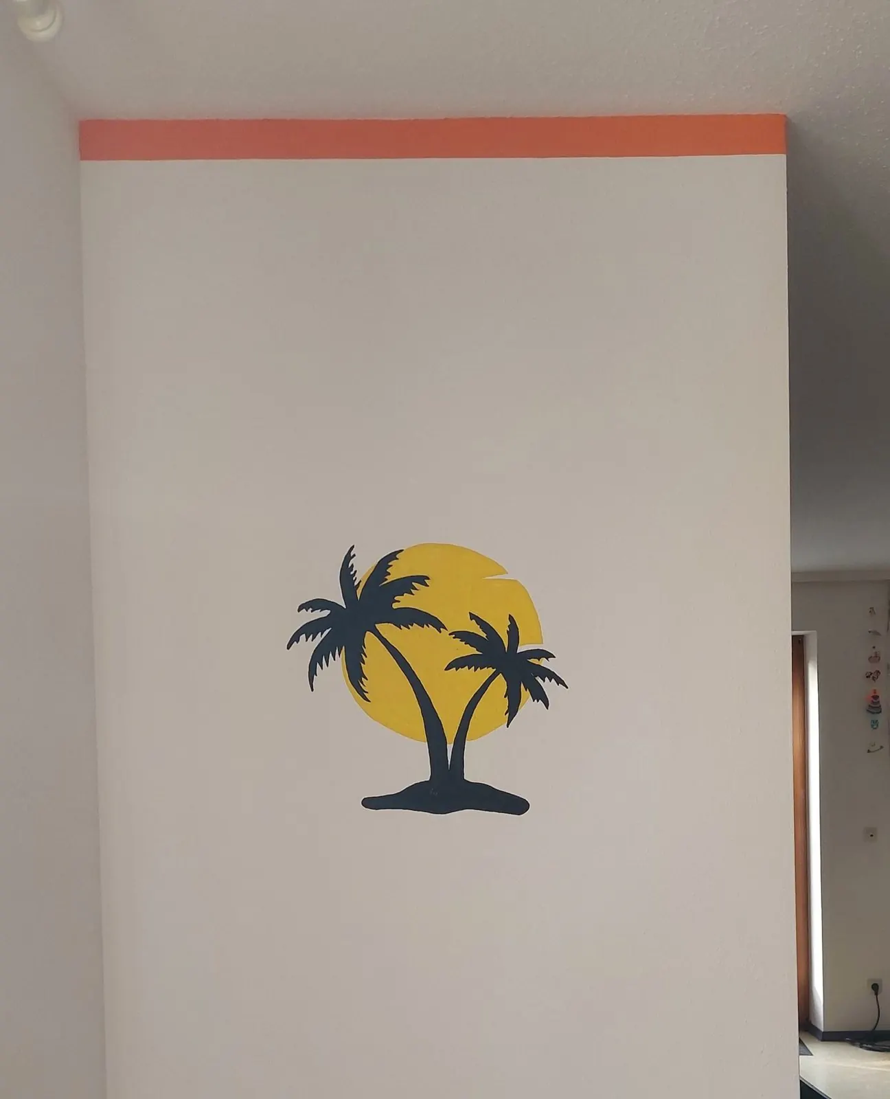 Palme mit Sonne — Motiv an der Wand, Malermeister Müller, Weilheim